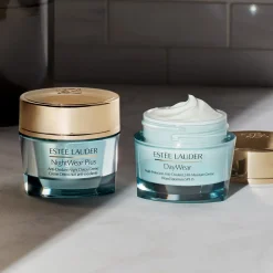 Estée Lauder DayWear Multi-Protection Anti-Oxidant Moisturiser SPF 15 Normal/Combination Skin