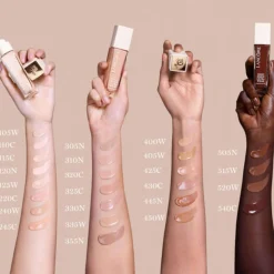 Lancôme Teint Idôle Ultra Wear Care and Glow Foundation