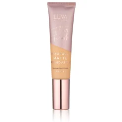 Luna by Lisa Filter Finish Naturally Matte Foundation SPF 15.
