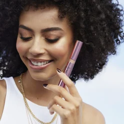 REVOLUTION Bright Light Highlighter